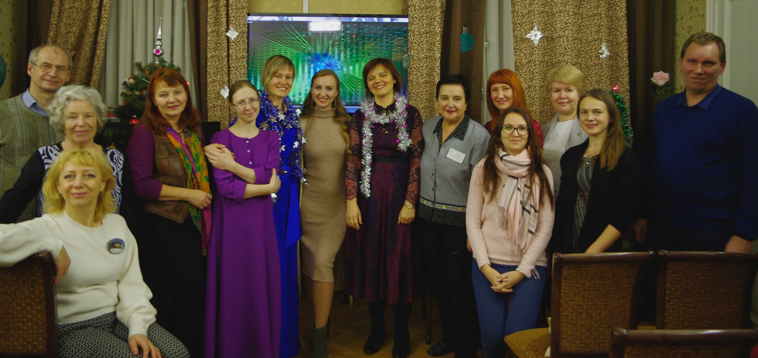 13 декабря в Юношеской библиотеке им. А.П. Гайдара состоялся новогодний праздник.