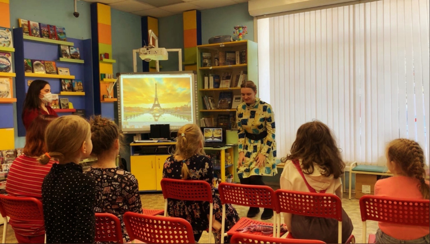 26 февраля во 2-й детской библиотеке (Татарский пер., д.1) прошёл День французской культуры «Франция: свобода, равенство, братство», который объединил в одном зале любителей детской литературы и путешествий