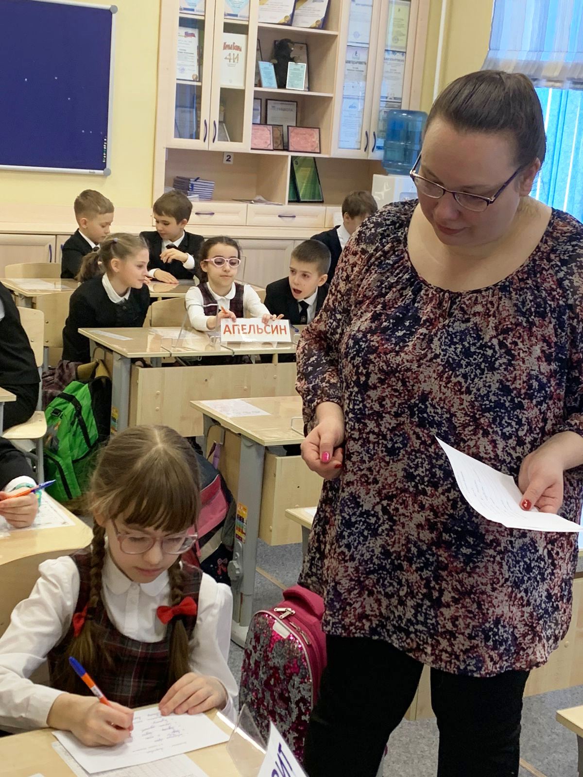 На весенних каникулах Центральная районная библиотека им.А.С.Пушкина (Большой пр.ПС, д.73) отбросила свою взрослость и серьёзность, и стала площадкой для веселых игр, детского смеха и веселья. Сказки сопровождали нас всё это время!