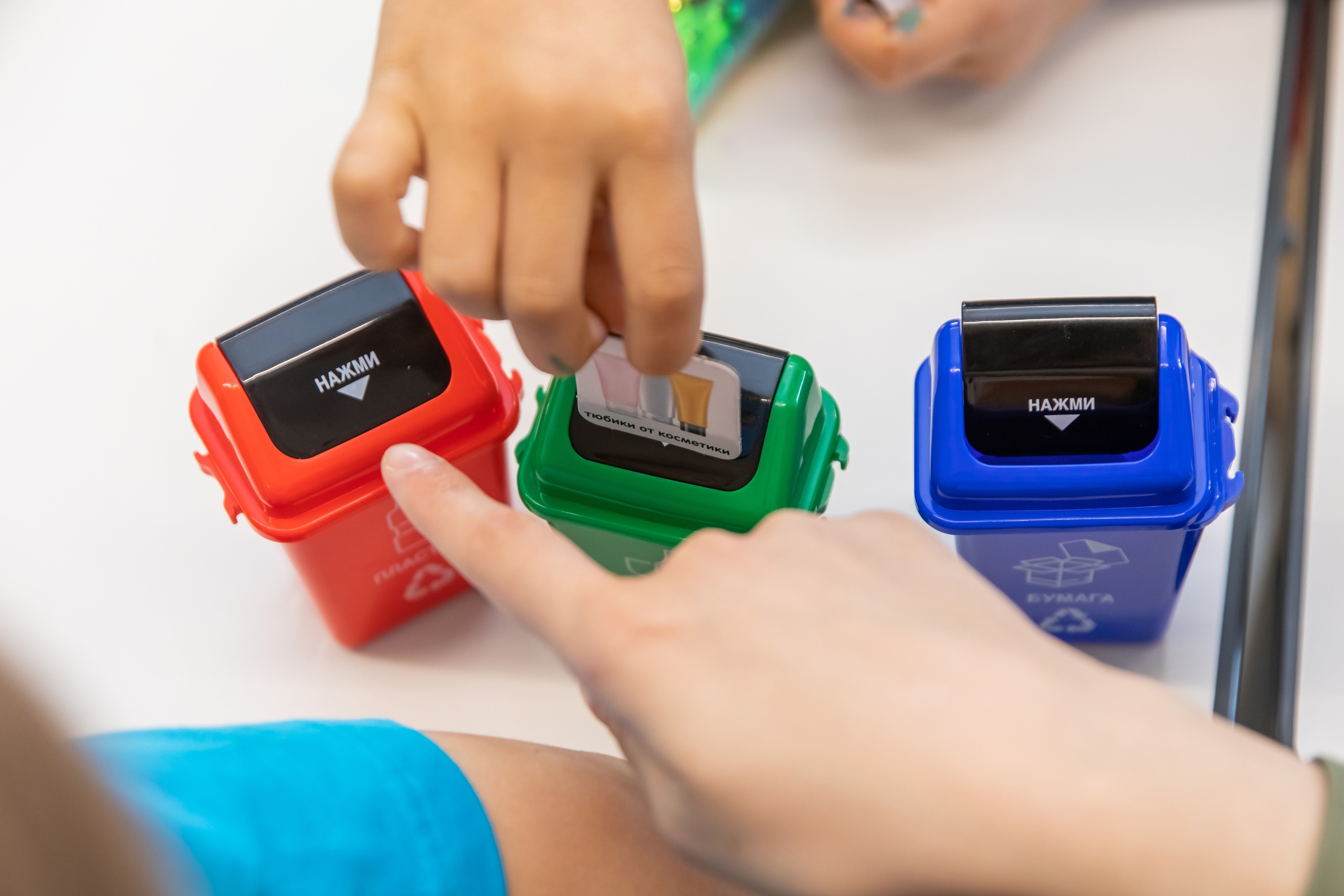 Библиотека книжных героев приняла участие в молодёжном профориентационном форуме «Наноград», который в этом году проходил на площадке «Газпром школы Санкт-Петербург»