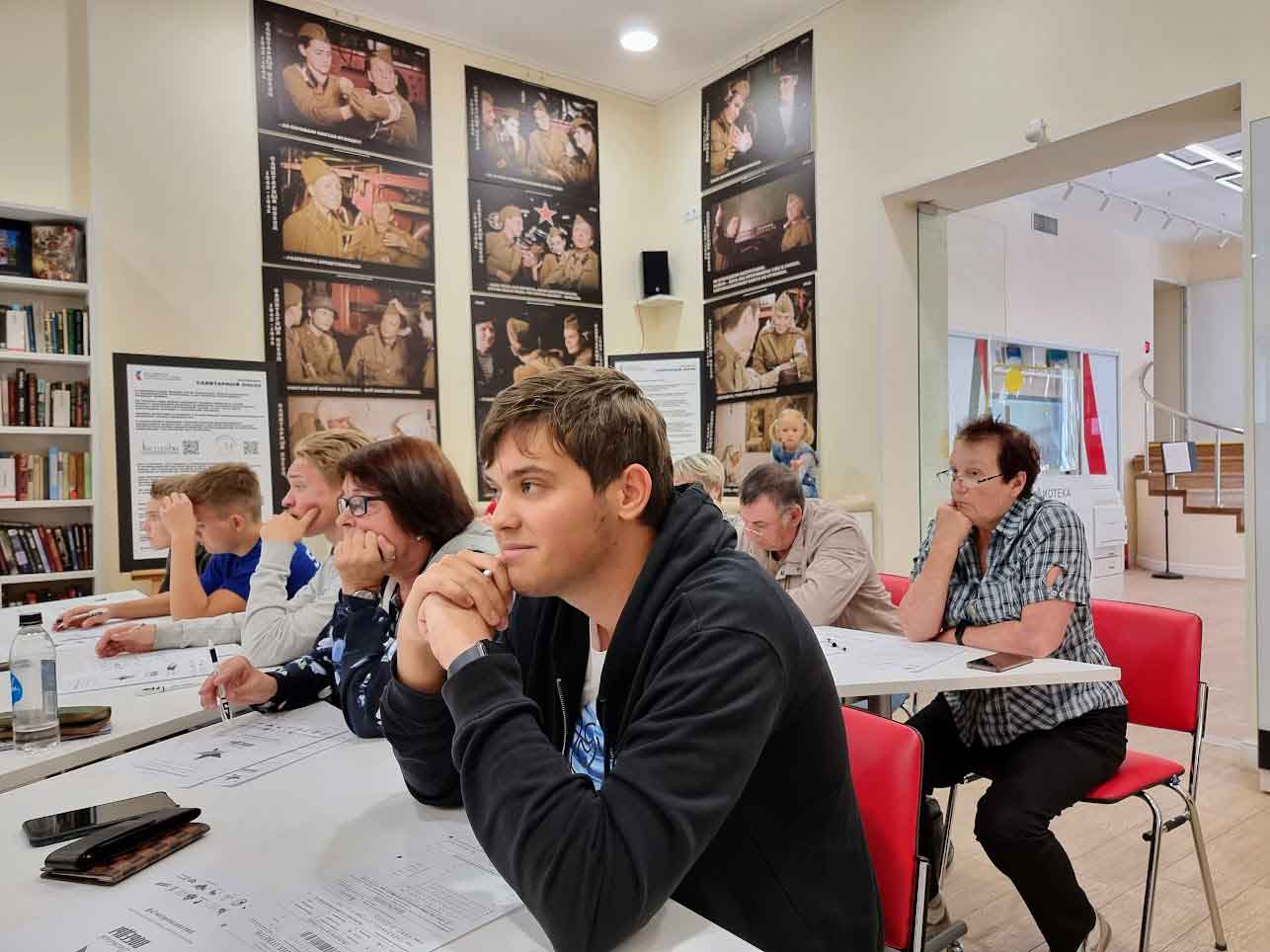 3 сентября Библиотека Ленина, Библиотека Кировских островов и Библиотека книжных героев приняли на своих площадках желающих присоединиться к Всероссийской акции «Диктант Победы».