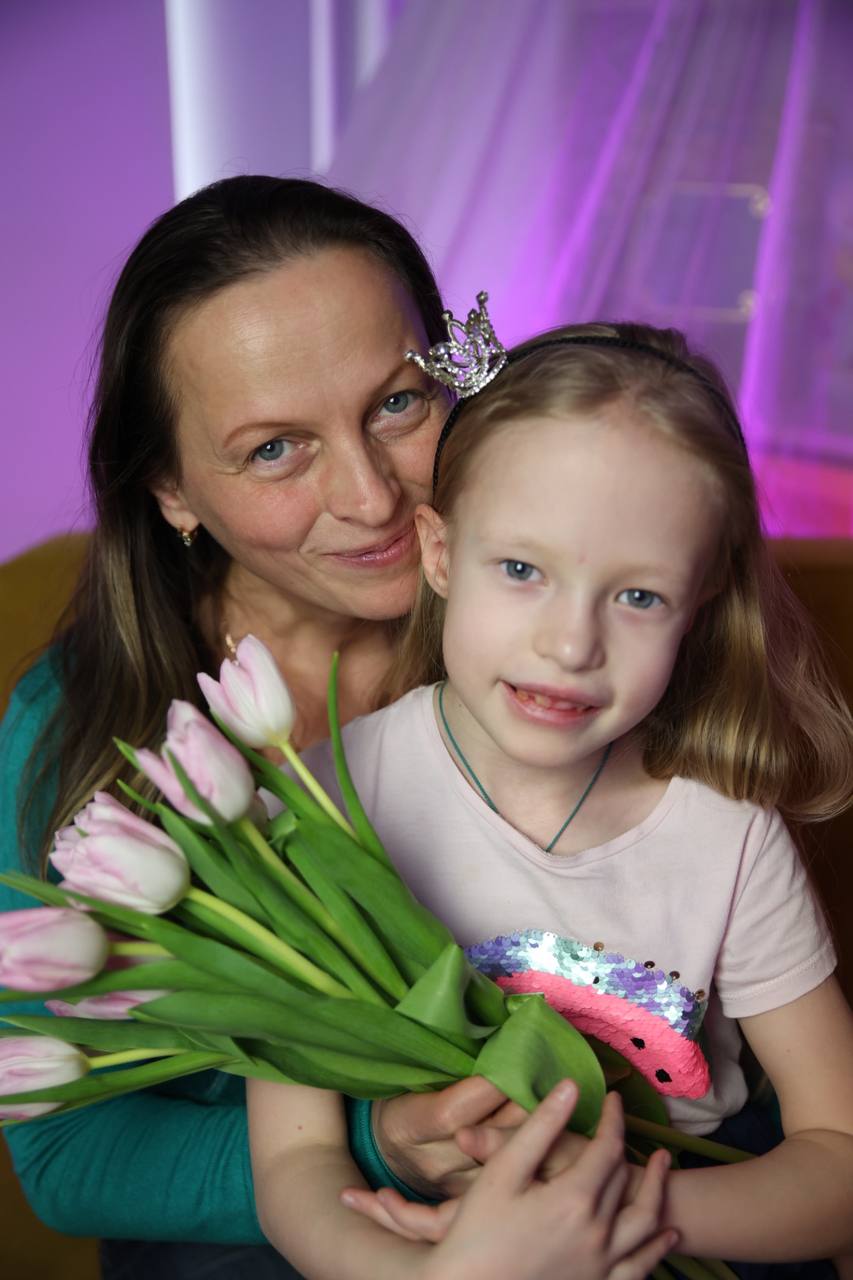 В рамках фотопроекта прошла бесплатная декорированная фотосессия в оборудованных интерьерах