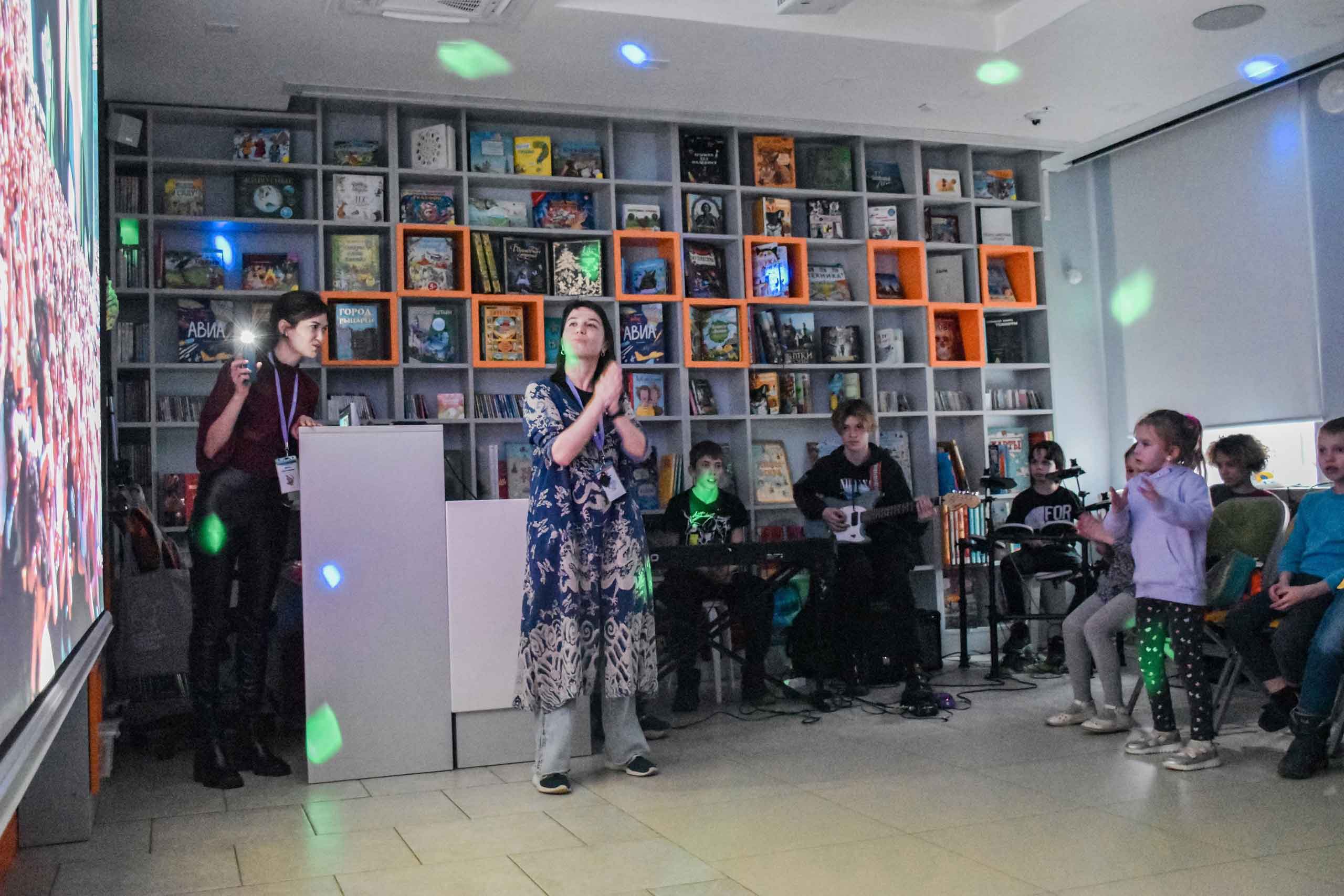 Читатели библиотеки стали участниками настоящего праздника музыки и свободы на интерактивной программе «Энциклопедия рока»