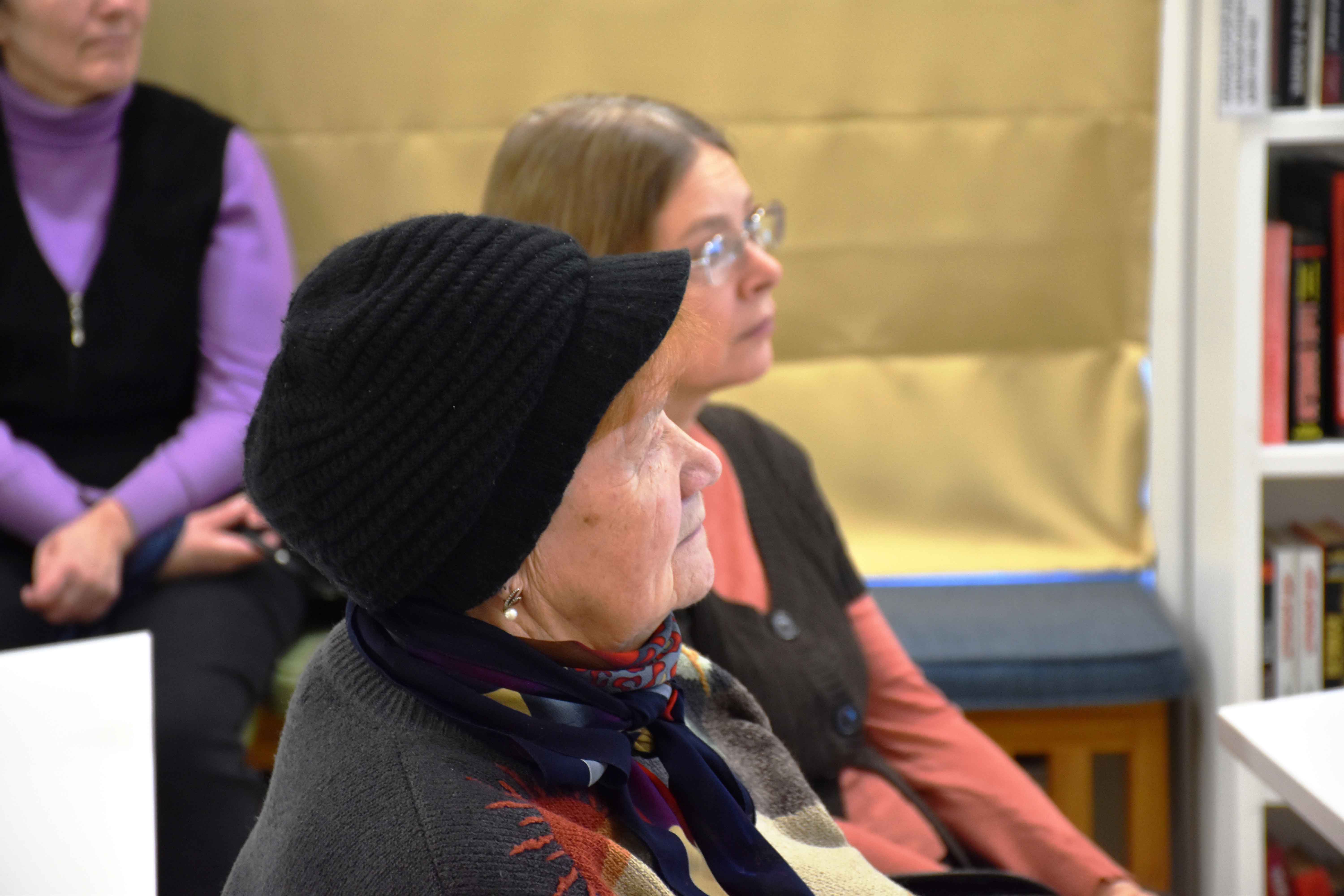 В библиотеке прошёл показ и обсуждение короткометражного фильма