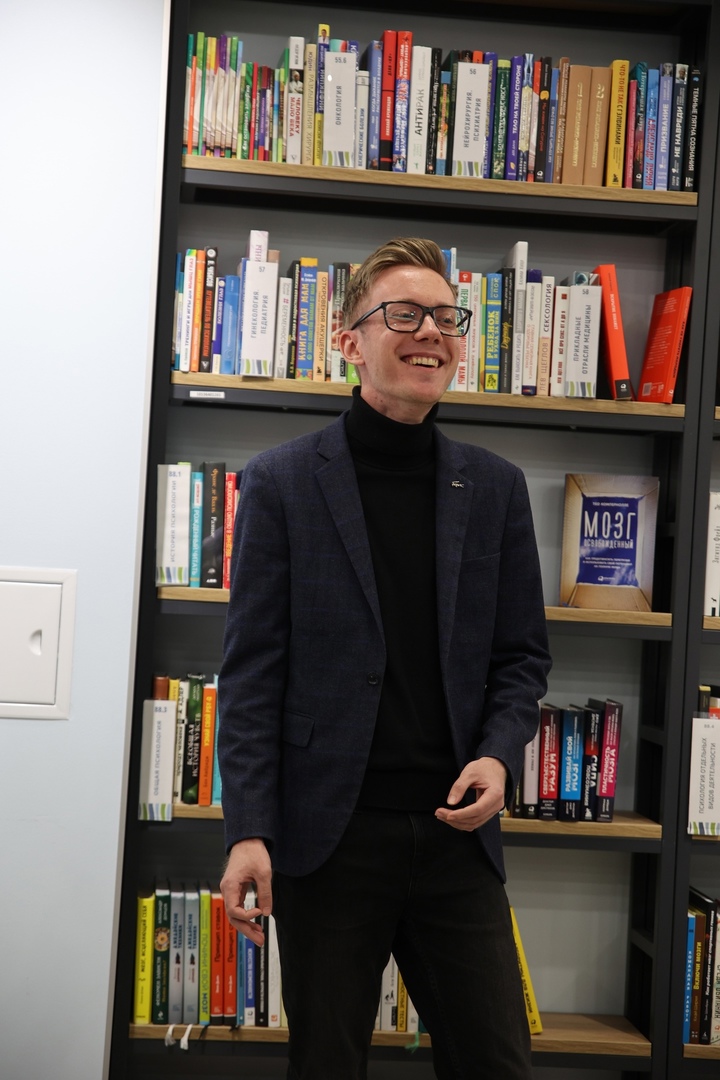 Мероприятие прошло в рамках празднования Дня молодого избирателя, ведь важно, чтобы молодые люди научились убедительно доносить свои мысли