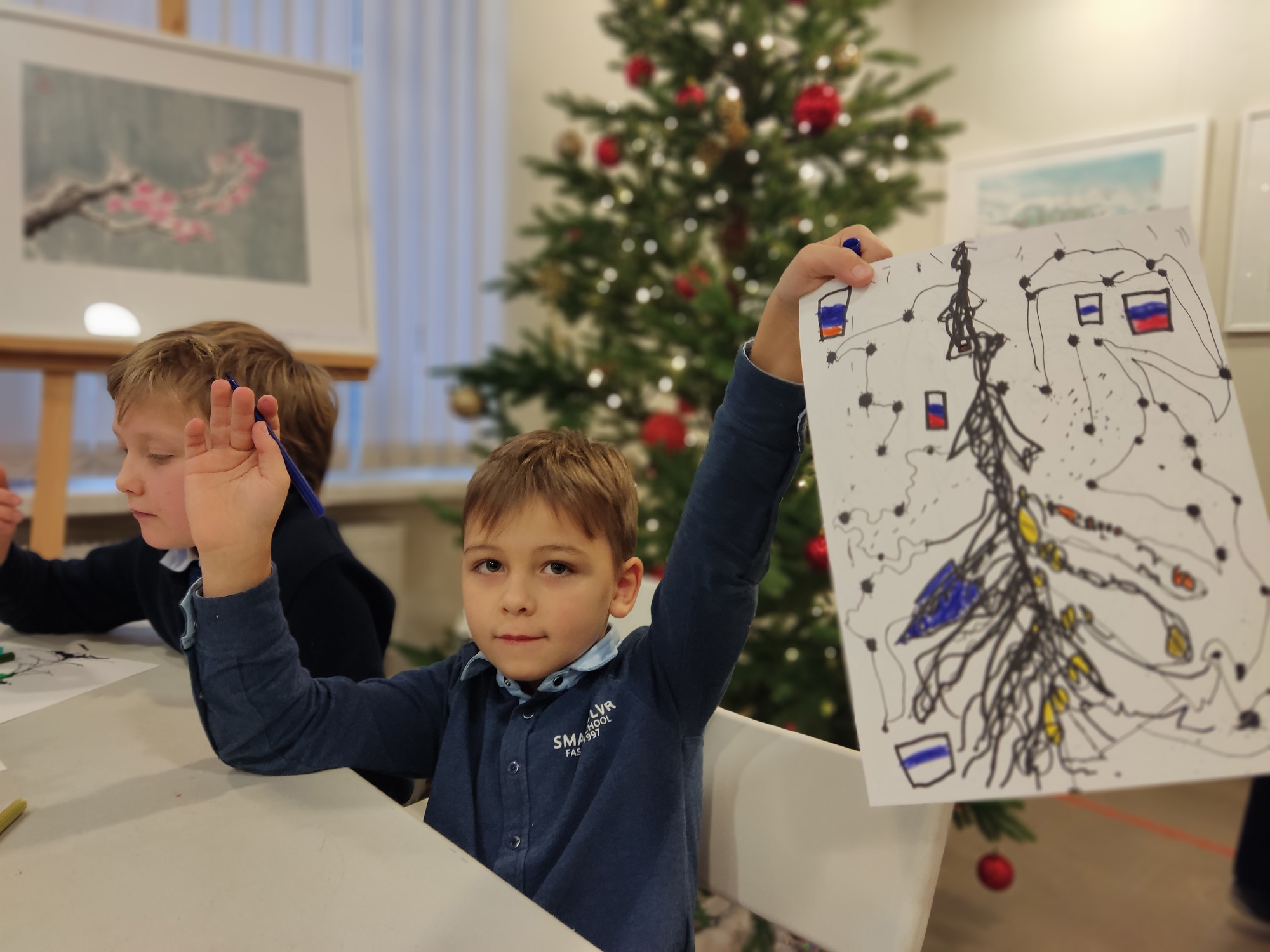 В библиотеке Кировских островов рисовали нейроёлку