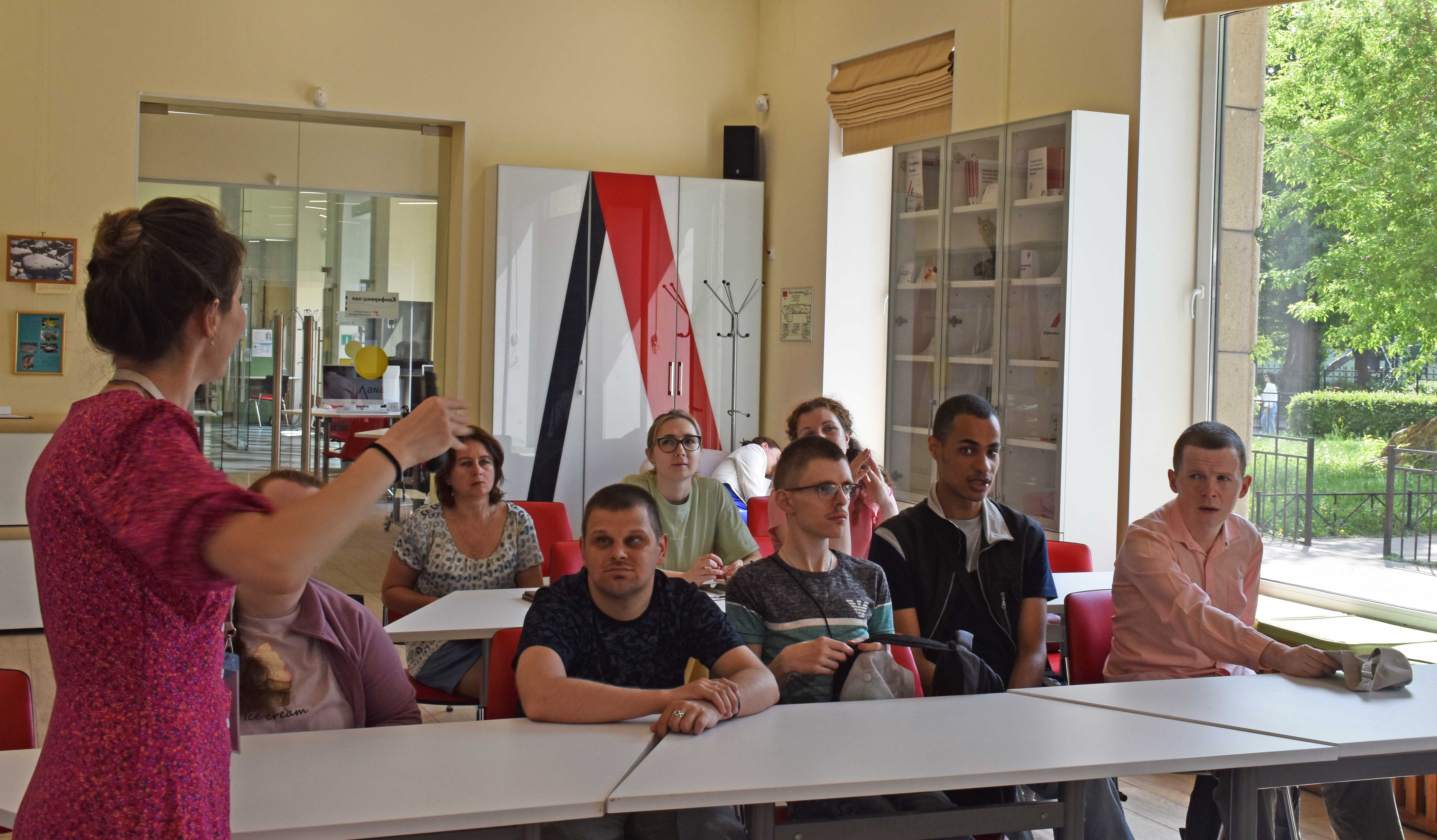 Библиотека имени Ленина знакомит с искусством