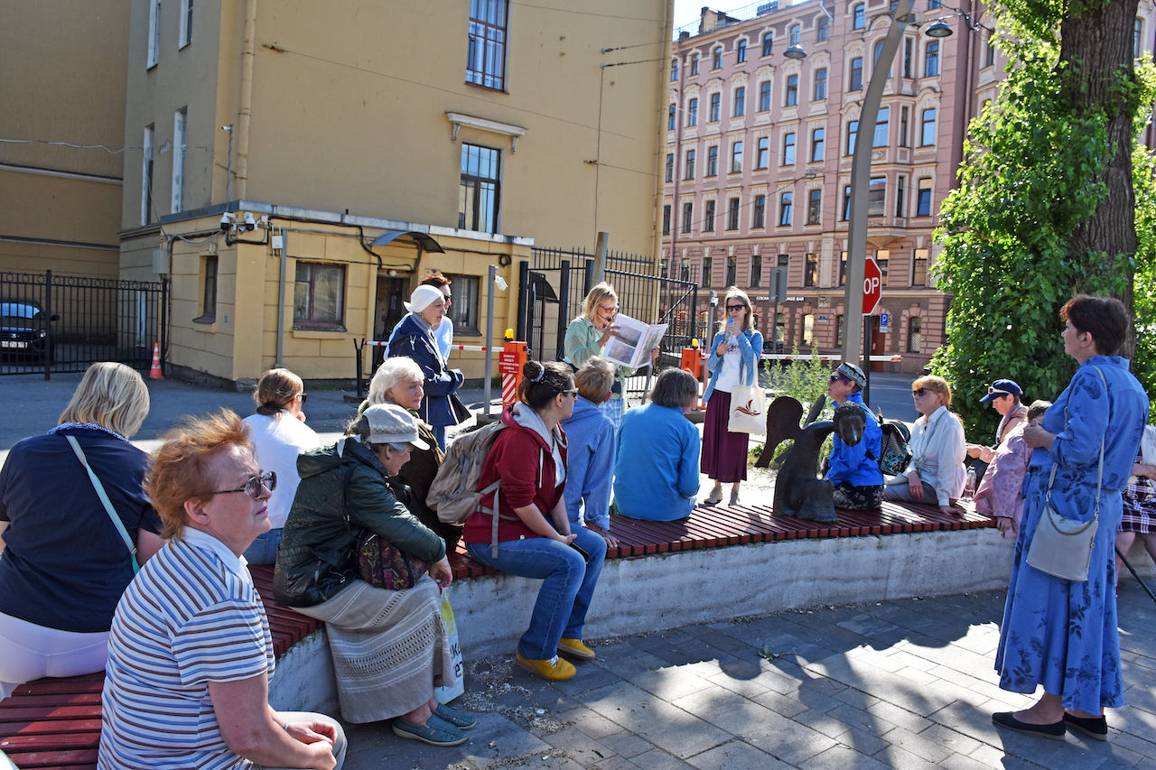 Пешеходная экскурсия «Опаленная войной Петроградка»