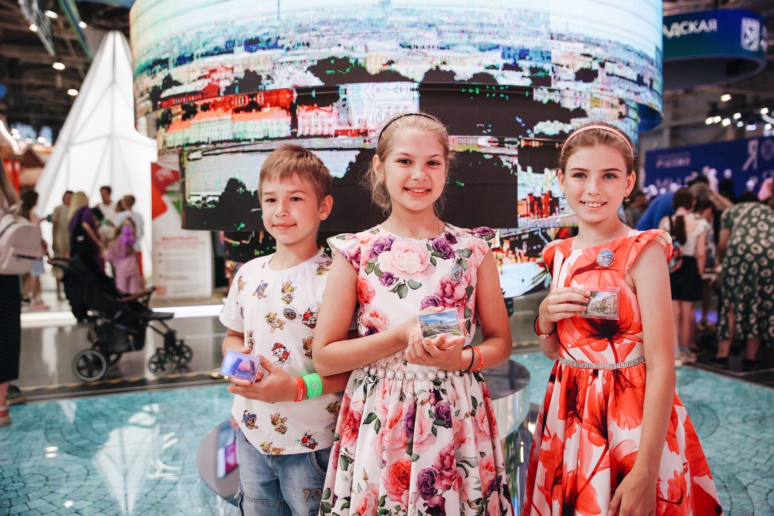 Команда библиотек Петроградского района на ВДНХ