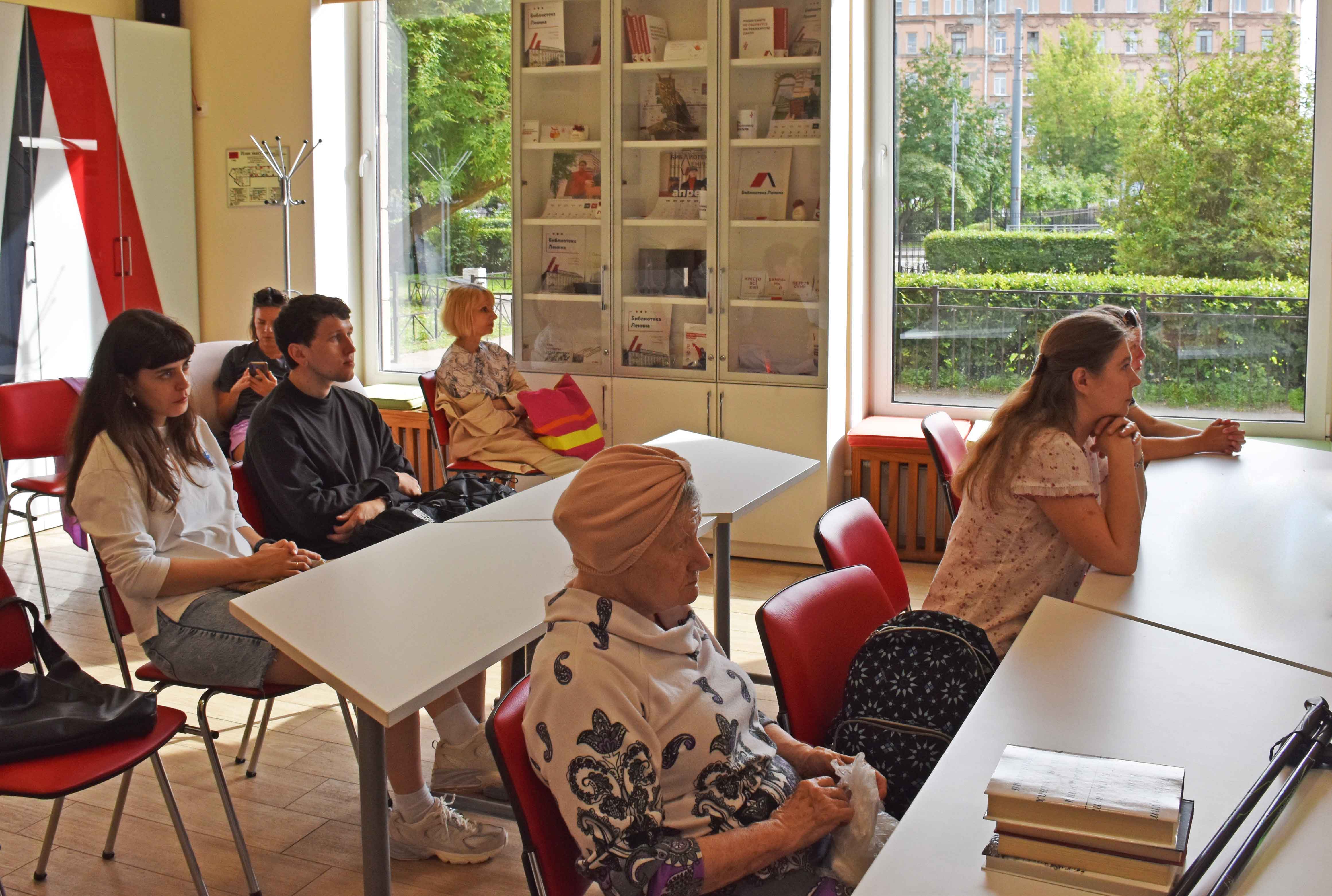 30 июня в библиотеке имени В. И. Ленина (ул. Воскова, д. 2) прошла лекция, посвященная жизни и творчеству Франца Кафки