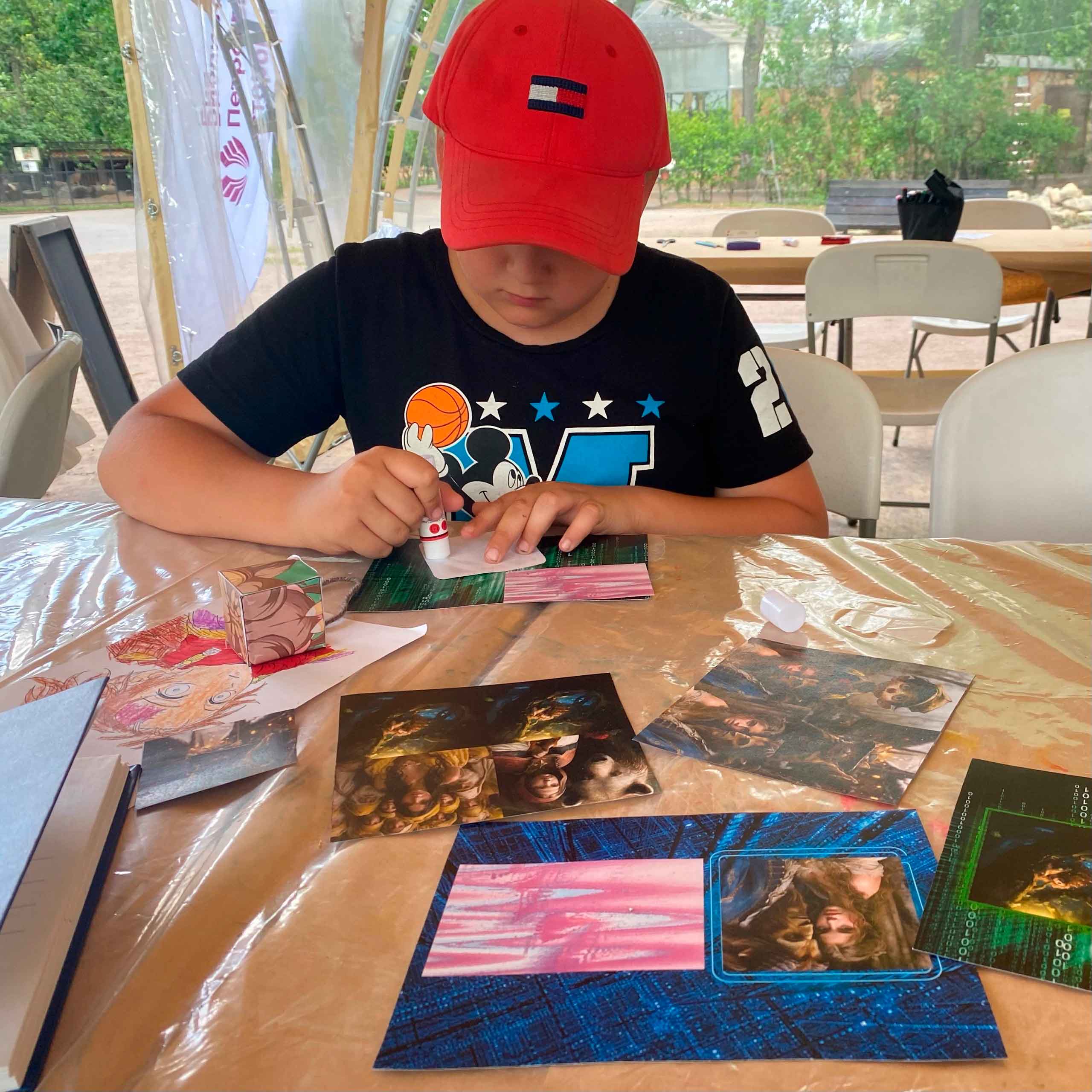 Летний читальный зал в Зоопарке