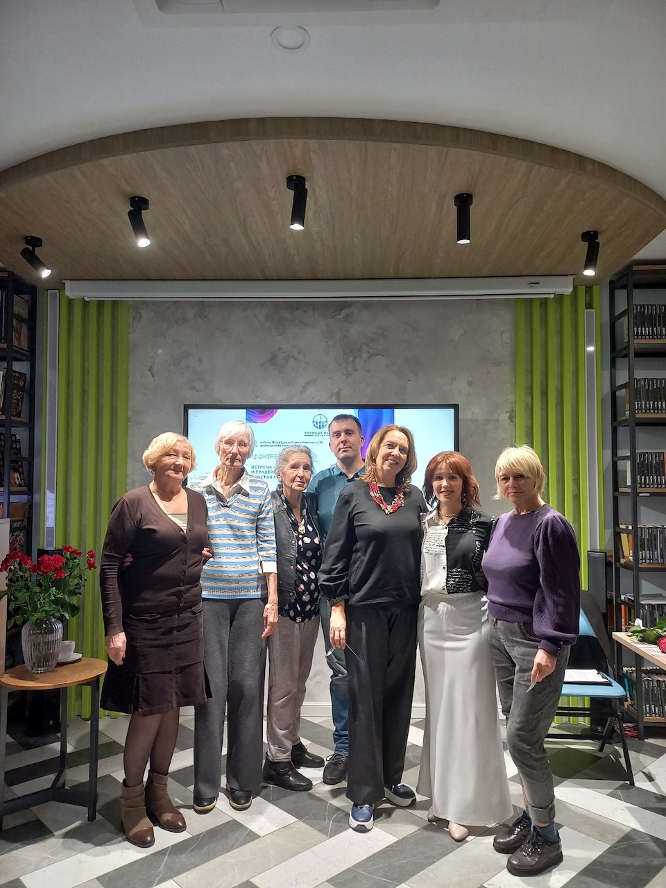 Поэзия и гравёрное мастерство. Сочетая несочетаемое: о творчестве в самых разных его ипостасях поговорили в Библиотеке на Карповке