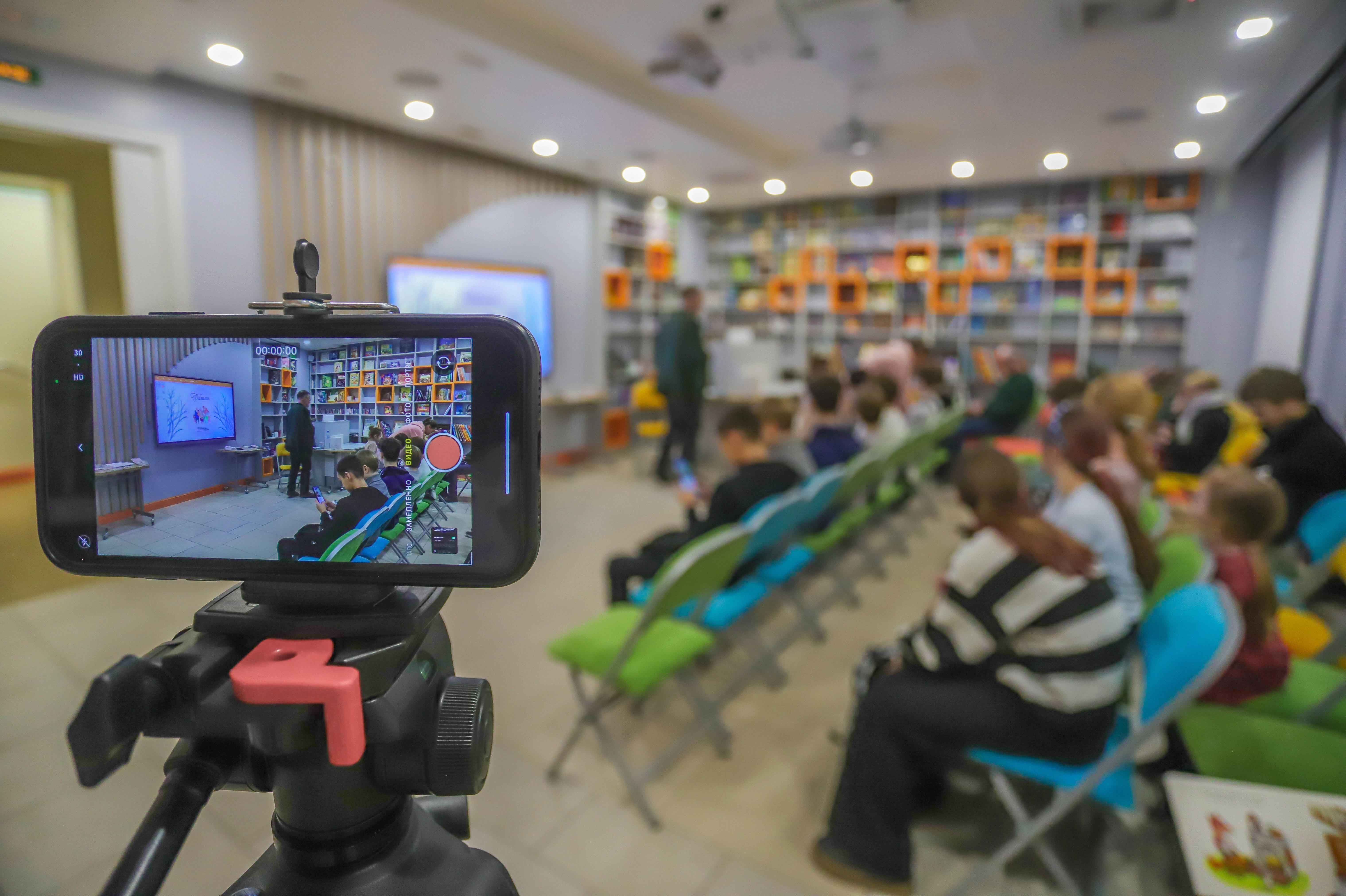 В Библиотеках Петроградской стороны стартовал генеалогический проект