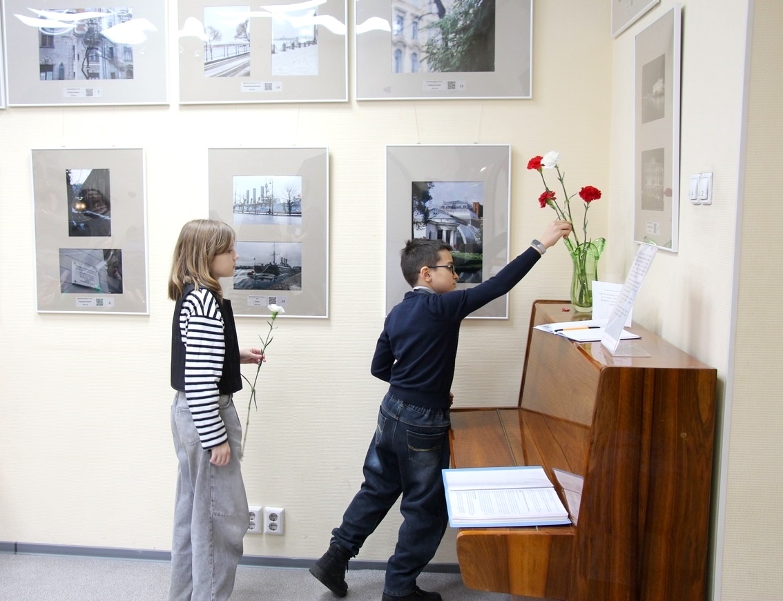 Выставка работ учащихся фотостудии «В кадре» Дворца детского творчества Петроградского района