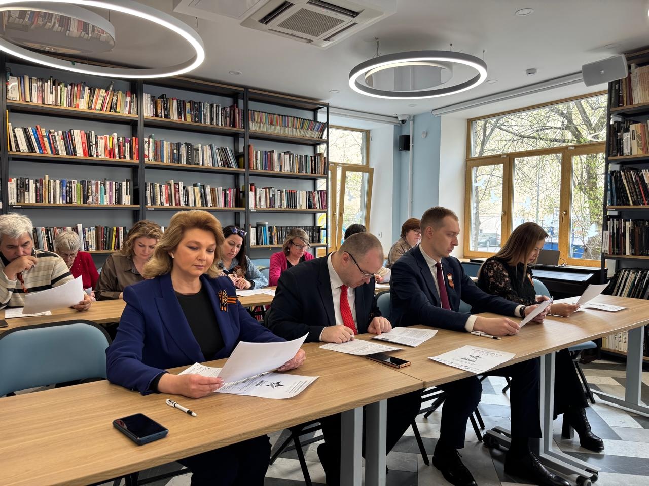 Знать, чтобы помнить. Диктант Победы написали в Библиотеках Петроградской стороны