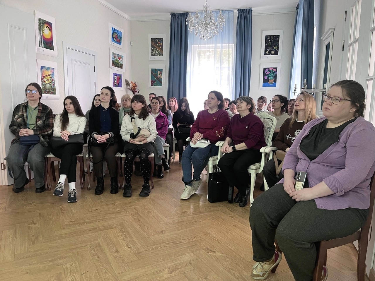 Сотрудники Библиотек Петроградской стороны посетили библиотеку