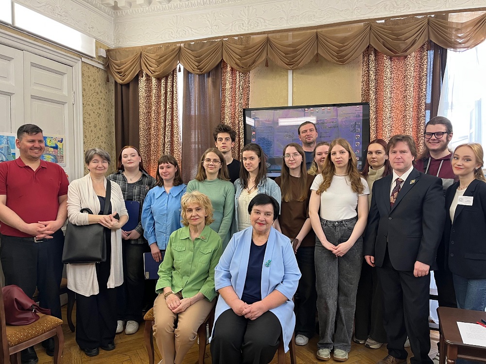 Конкурс презентаций «Наша Родина – Мир» прошел в Юношеской библиотеке имени А.П. Гайдара