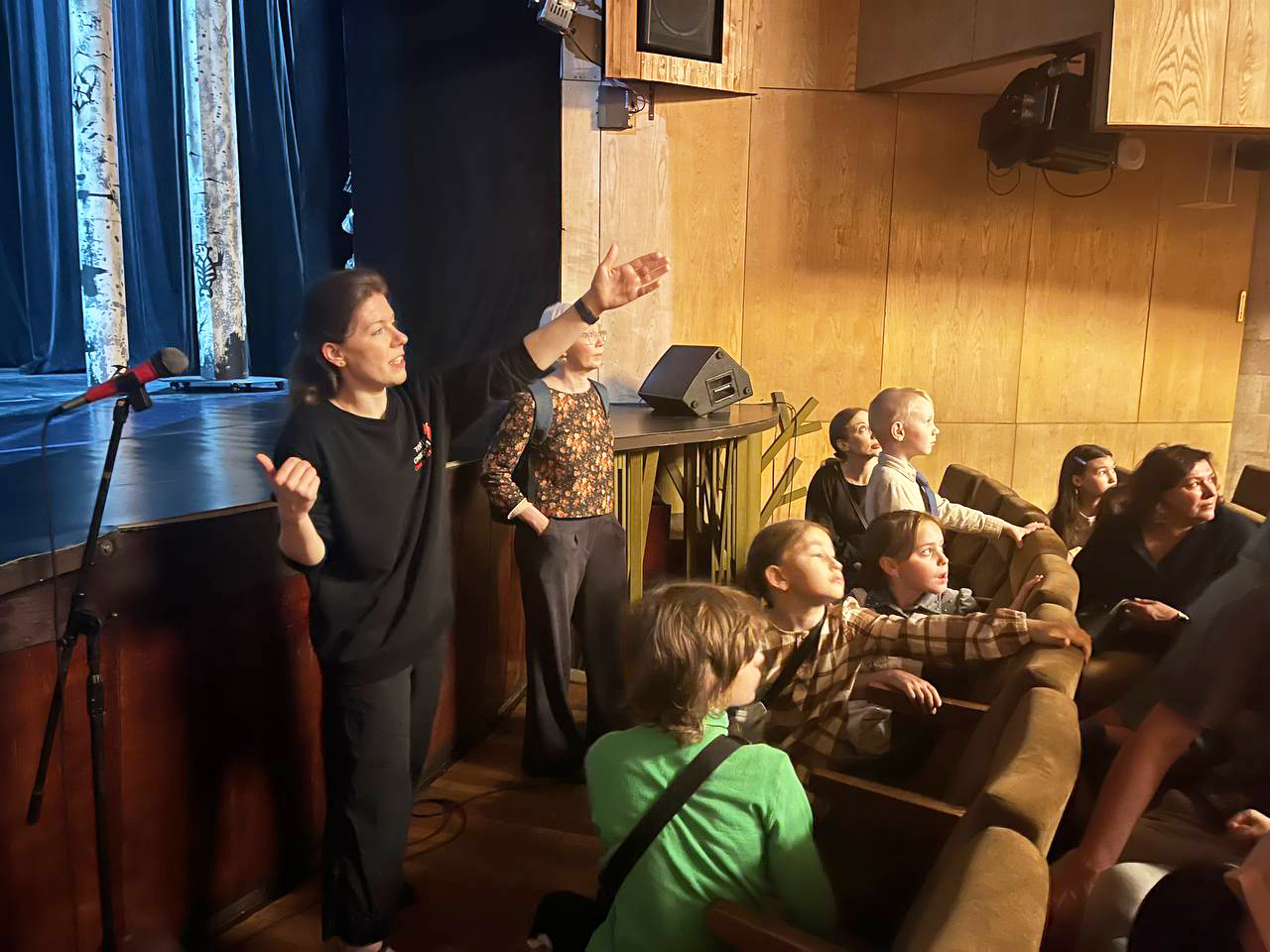 Творческий интенсив, посвященный театральным профессиям