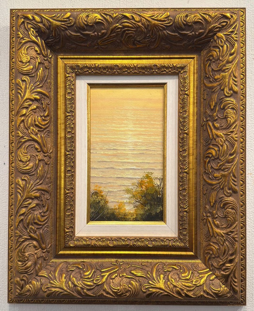 Картины на выставке