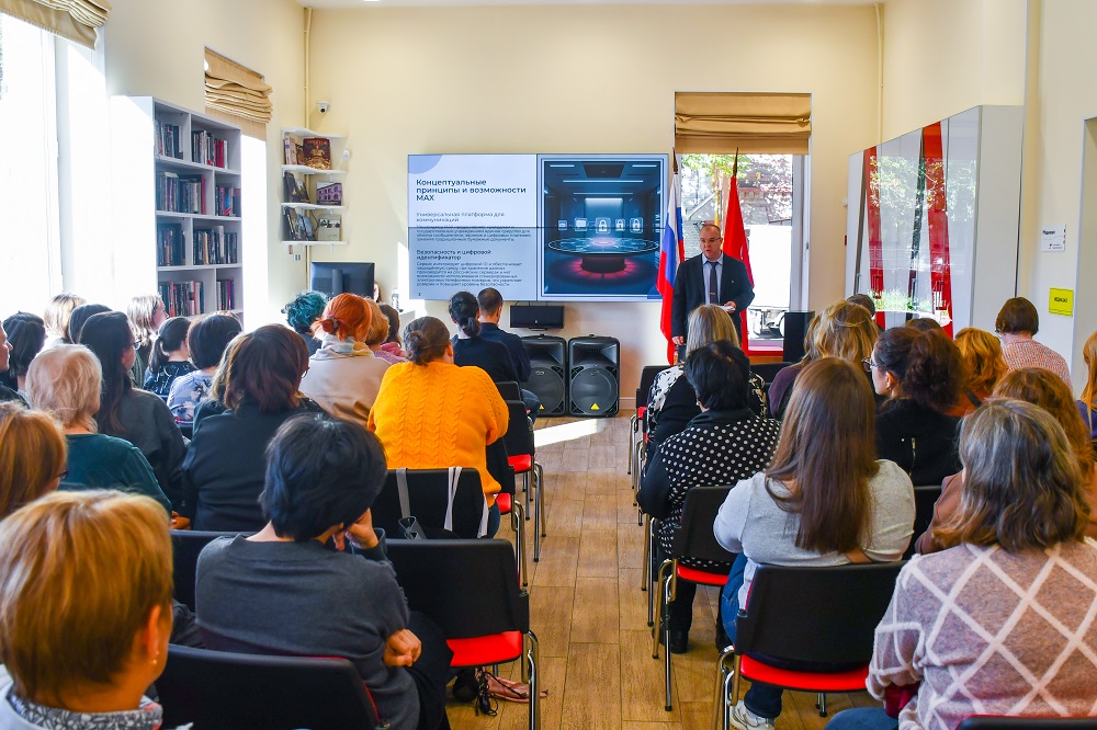 Константин Кашпур, заместитель директора по административно-хозяйственной деятельности