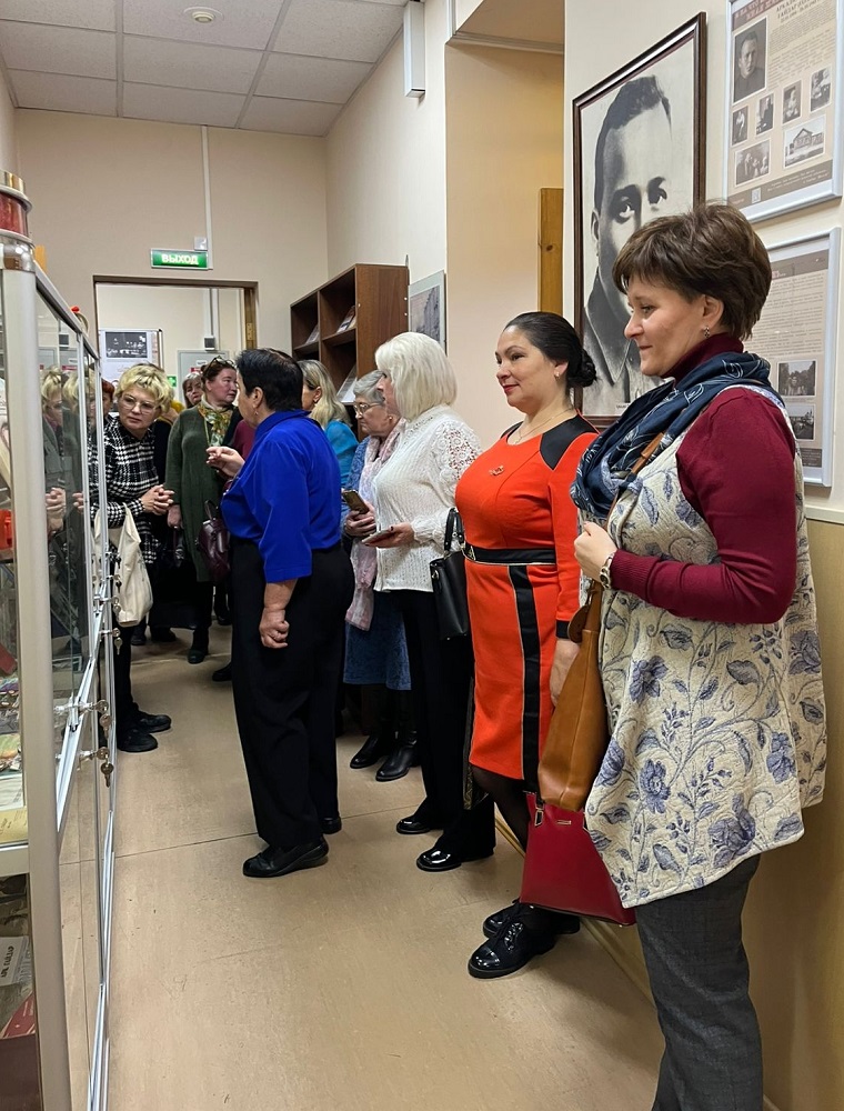 Экскурсия по библиотеке