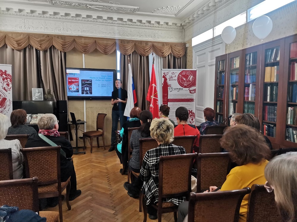 Обзор современной подростковой литературы