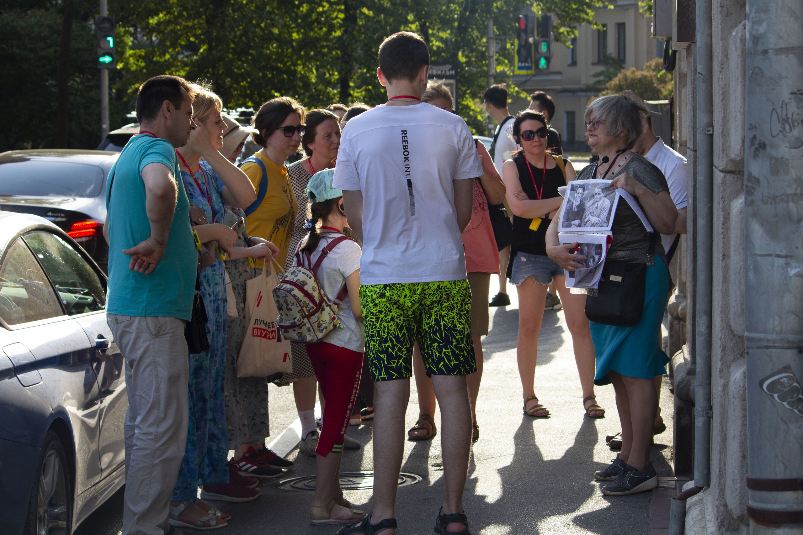 В рамках фестиваля книгоцентричных экскурсий «Петербург как сюжет» сотрудники библиотеки им. В.И. Ленина подготовили и провели квест-экскурсию «Опаленная войной Петроградка».